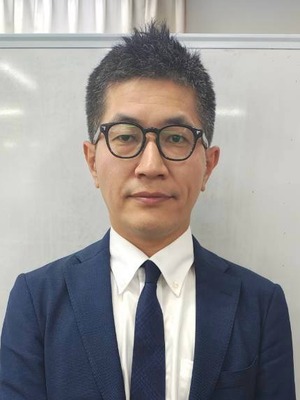 安曇龍介